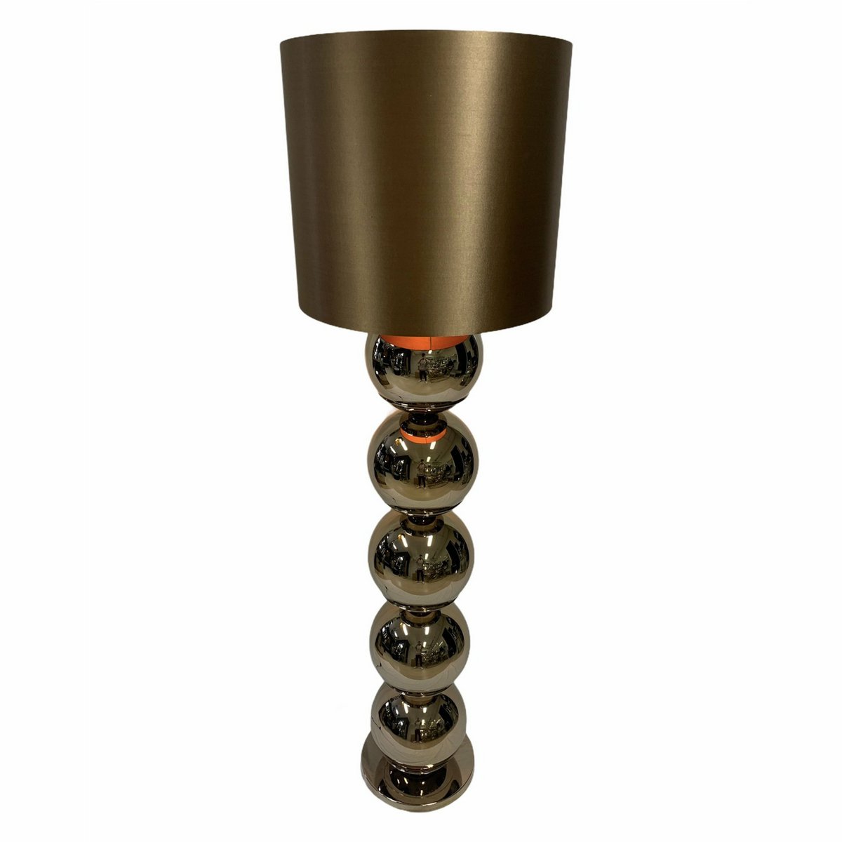 Zijaanzicht van de XL bollamp sepia vloerlamp