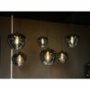 Zijaanzicht van de Olivia hanglamp met 6 lichtpunten, ideaal voor boven de eettafel