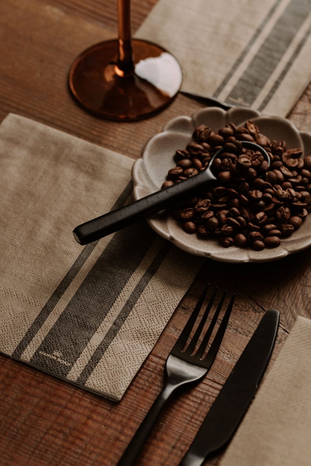 Coffee Stripe Linen luxe papieren servetten NAPD0121-20 – dinner formaat (set van 20) - Afbeelding 4