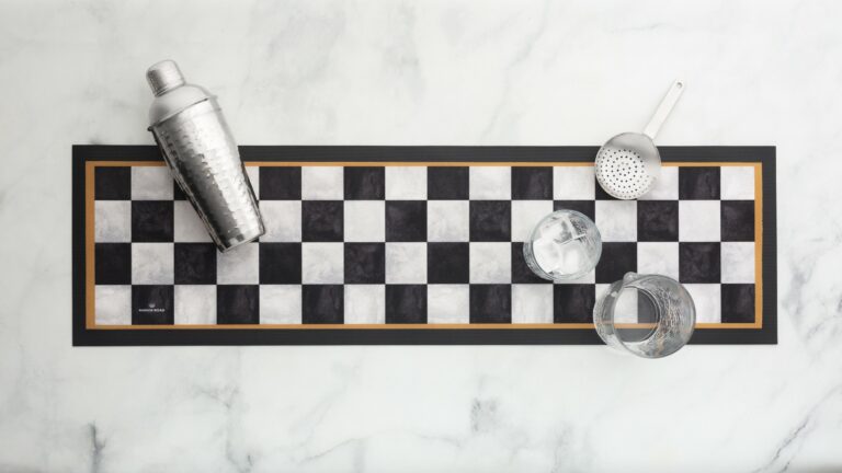 Close-up structuur van Marble Check bar mat voor grip en stabiliteit